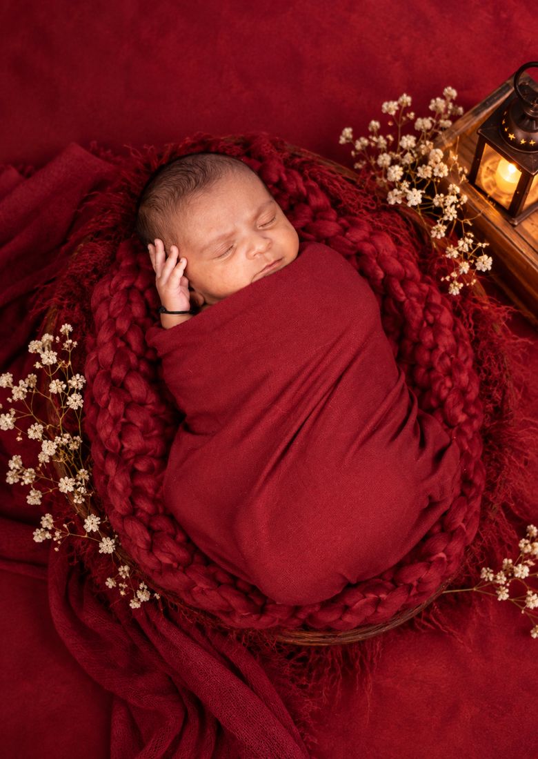 Newborn photoshoot sample